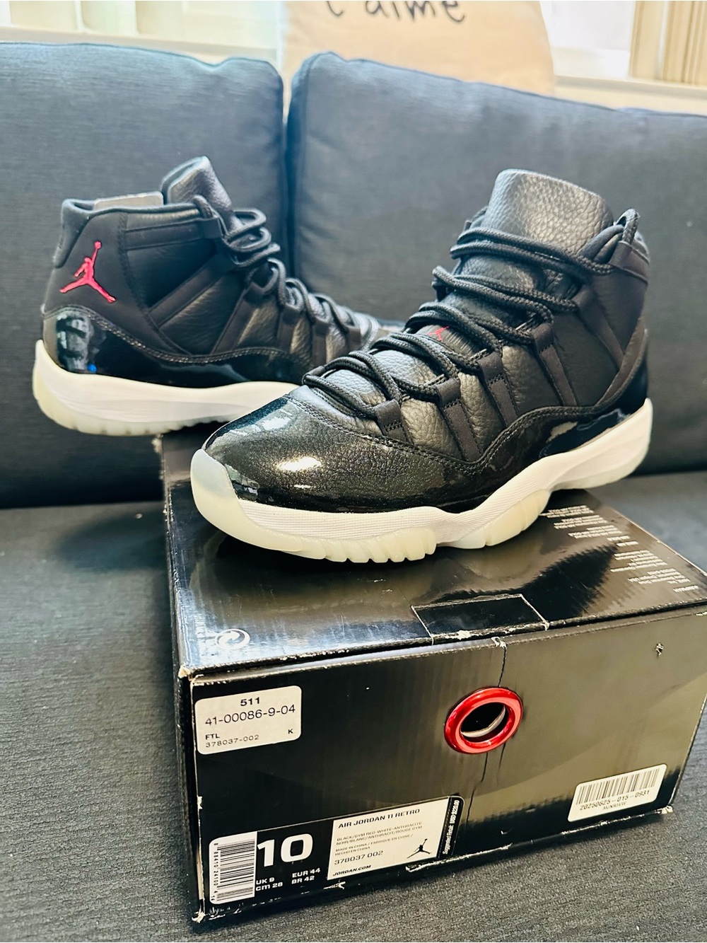 Nike Jordan Air Jordan 11 Retro 72-10 High Top Black/Gym Red 378037-002 Size 10